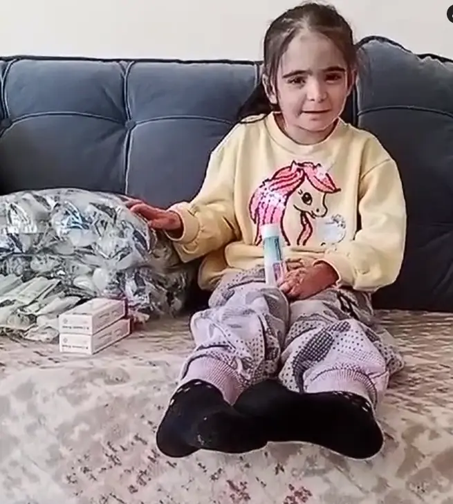 Laura em mais um momento do tratamento